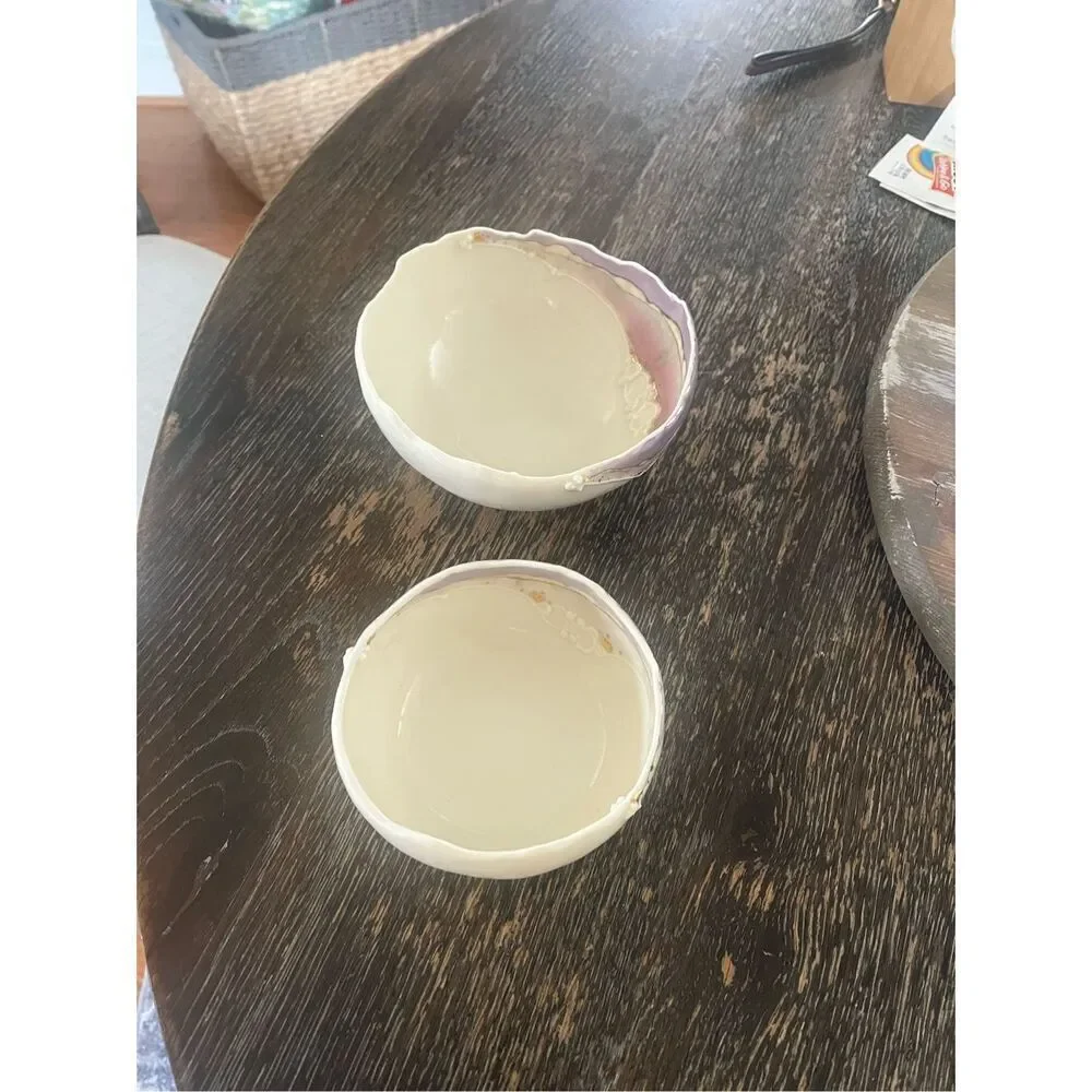 Carolyn Carrol Pottery Set of 2 Decorative Bowls 1991 Cream Purple Lavender Glit